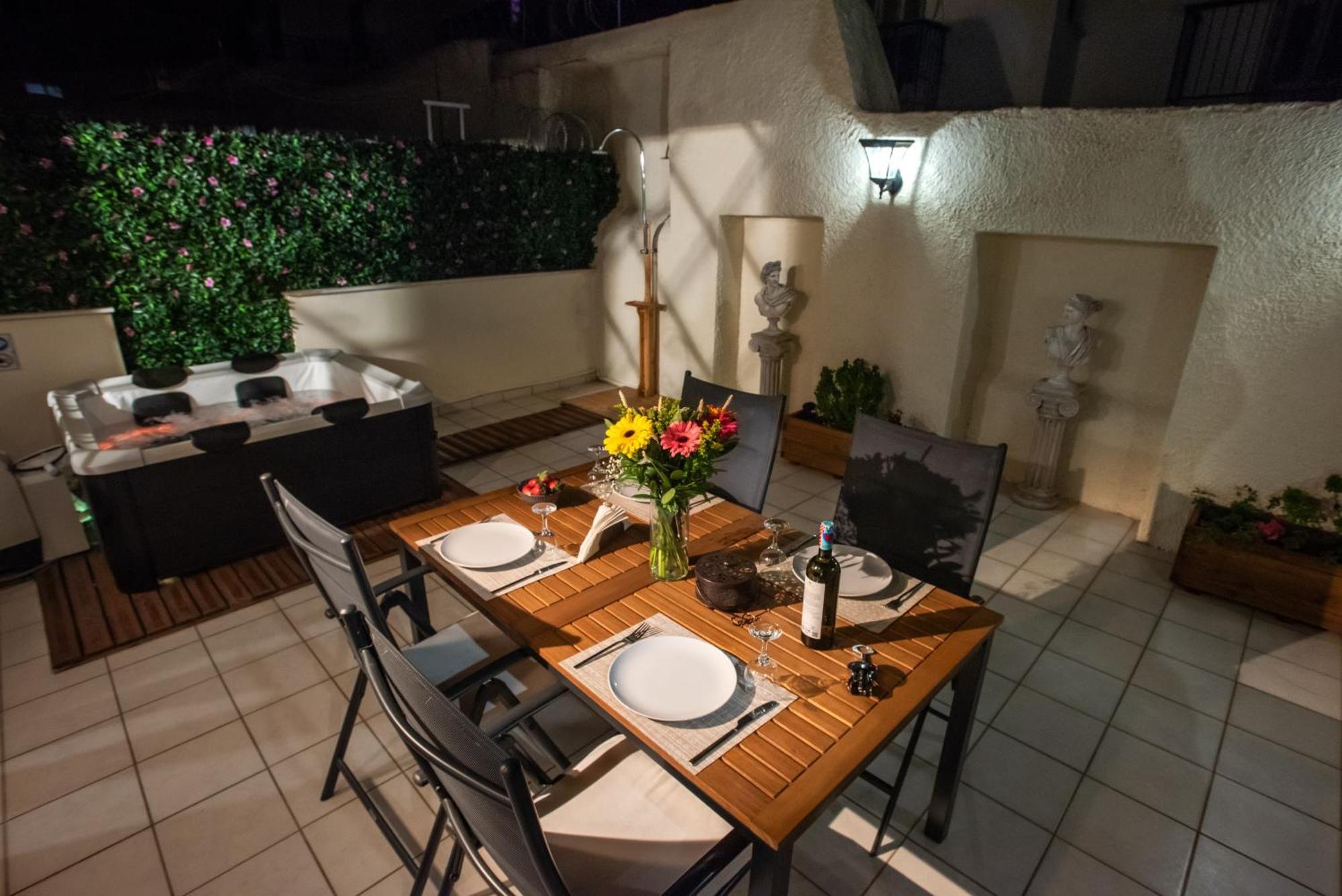Kg Acropolis Escape Spa Apartment Athen Exterior foto